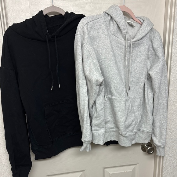 PINK Victoria's Secret Gray and black Hoodie - Picture 1 of 12